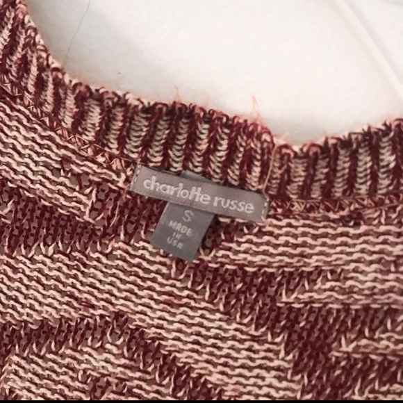 Long sleeve, maroon and white knitted sweater - Picture 3 of 3